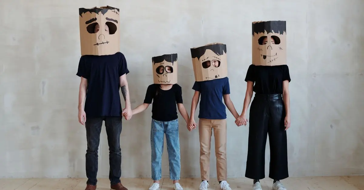 Cómo hacer un disfraz de Halloween económico y original