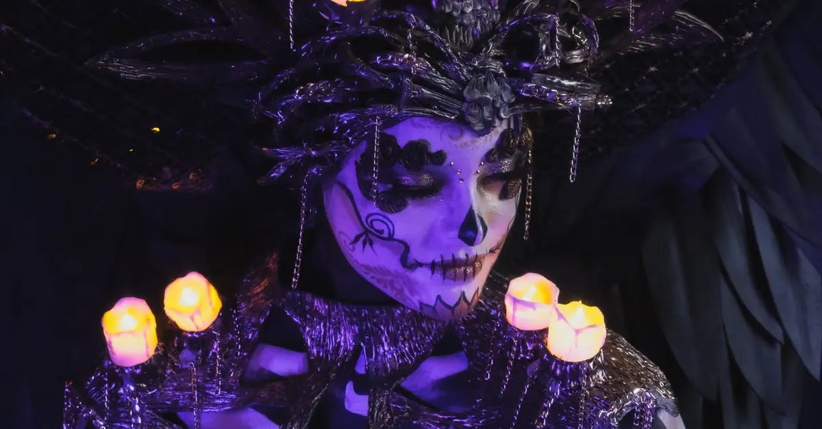 Cómo hacer un disfraz de Halloween impactante con poco presupuesto