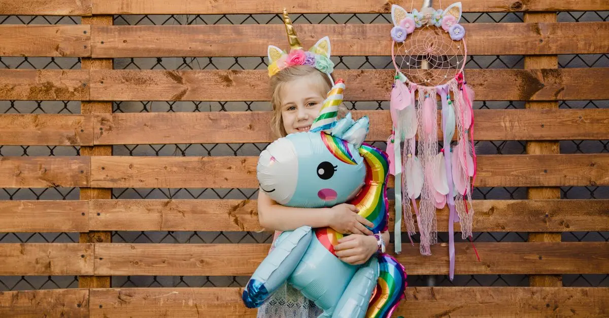 Cómo hacer un disfraz de unicornio original y mágico
