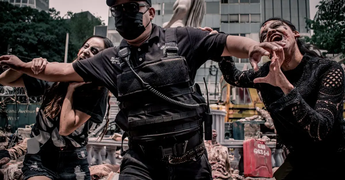 Cómo hacer un disfraz de zombie paso a paso